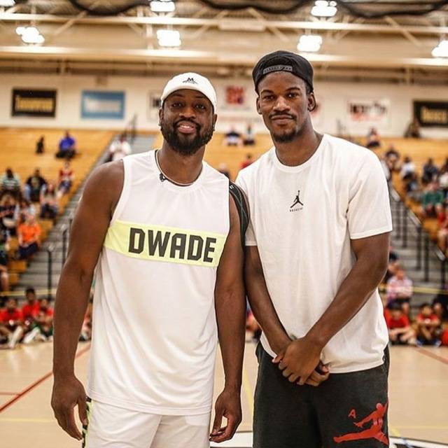 出小惊喜的 出小惊喜的