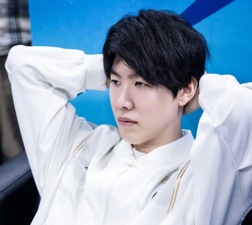 在虚假平台 在虚假平台